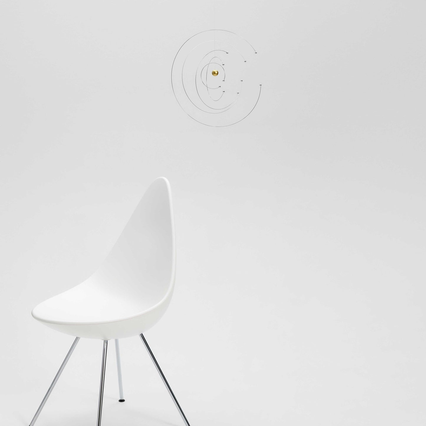 Flensted Mobiles Niels Bohr Atom Model Edelstahl Ø 27 cm silber, gold