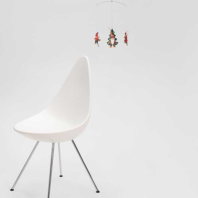 Flensted Mobiles Nisse Familie Karton 25x40 cm grün, rot