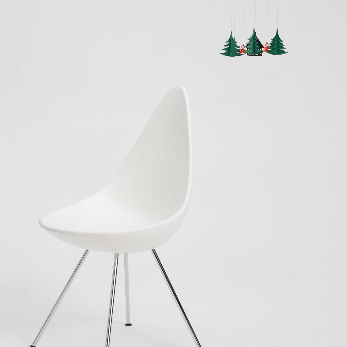 Flensted Mobiles Weihnachtswald Karton 28x28 cm tannengrün, rot