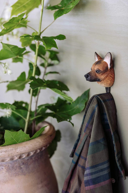 Wildlife Garden Decohook Wall Hook German Shepherd (hand-carved)