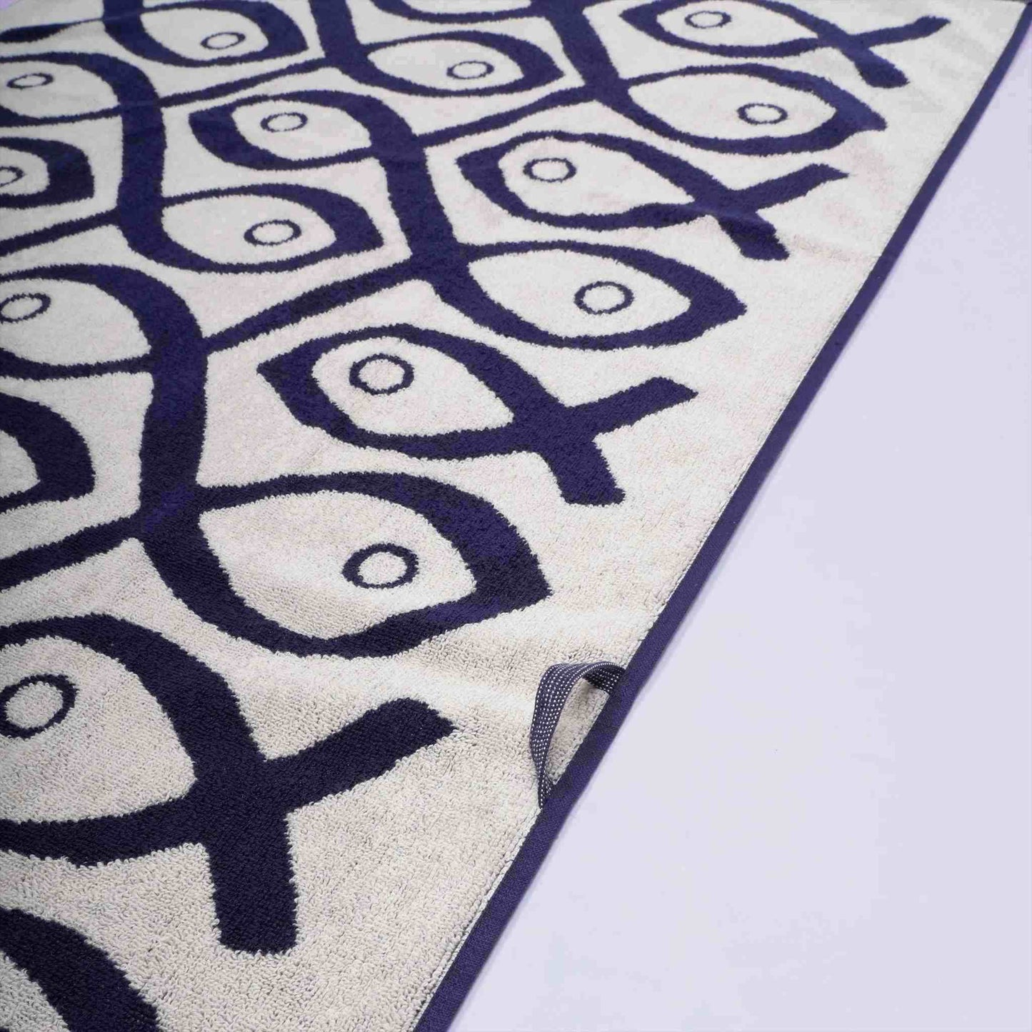Bo Bendixen Sushi Handtuch 50x100 cm navy aus flauschigem Frottee