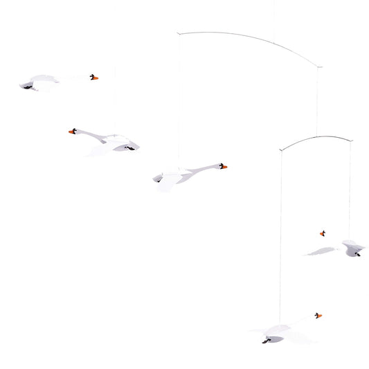 Flensted Mobiles Schwäne des Nordens Karton 55x45 cm weiß, grau