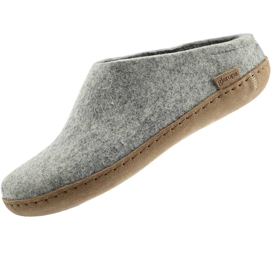 Glerups Pantoffel Modell B mit Ledersohle – Dein natürlicher Hüttenschuh aus Gotland-Woll