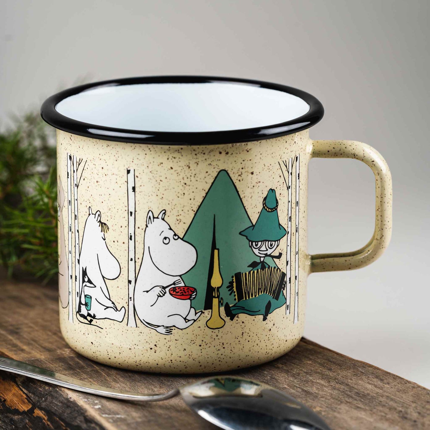 Muurla Mumins Camper Tasse  / Krug  0,8 l Emaille gelb, grün, mehrfarbig