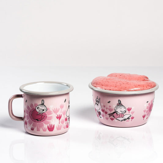 Muurla Mumins Tag im Garten Mädchen Tasse  Emaille 0,25 l