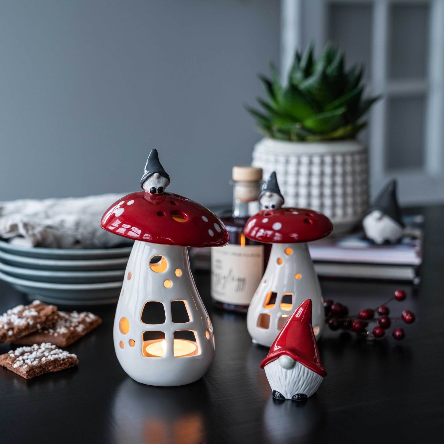 Nääsgränsgården Gnomes on Mushroom Lantern - various heights