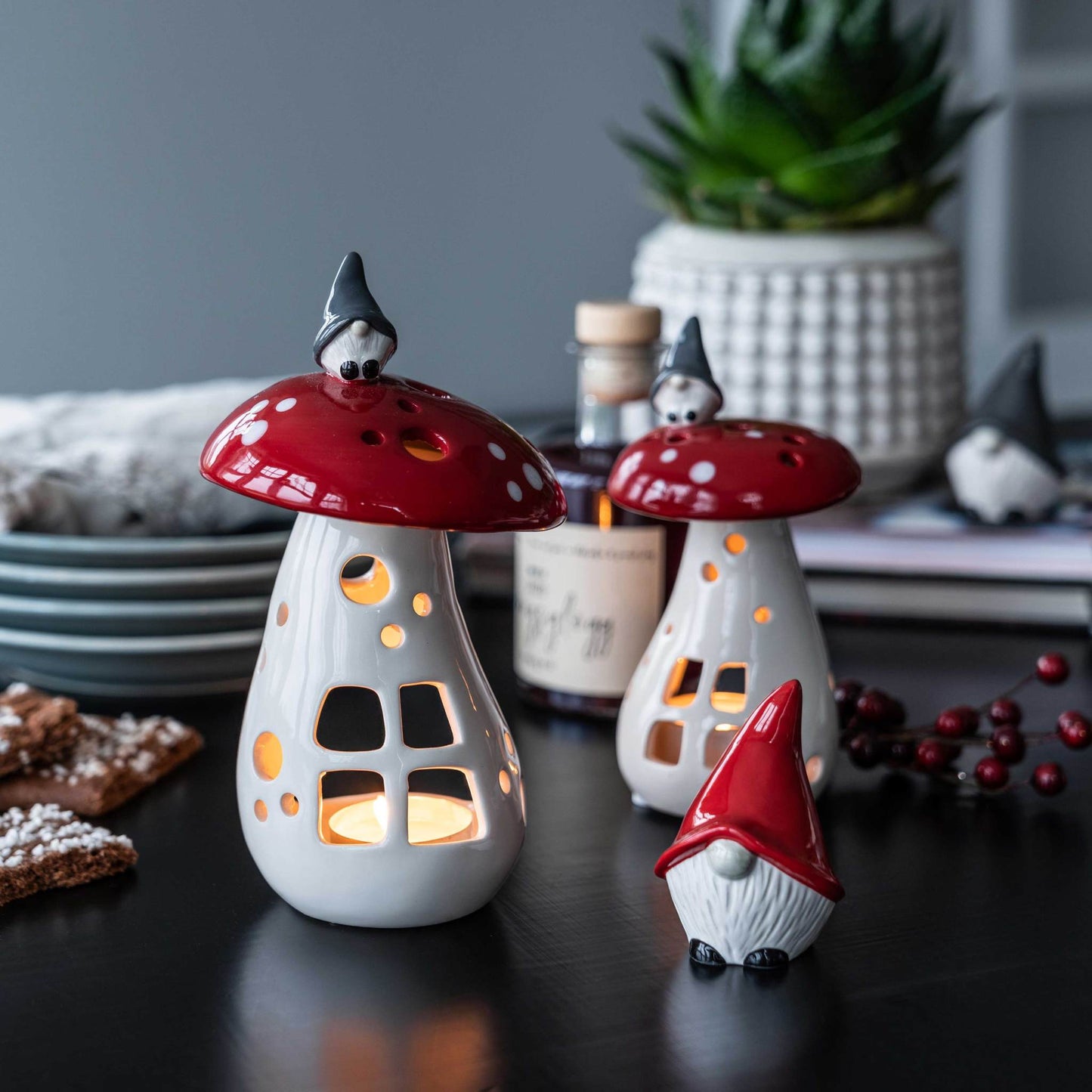 Nääsgränsgården Gnomes on Mushroom Lantern - various heights