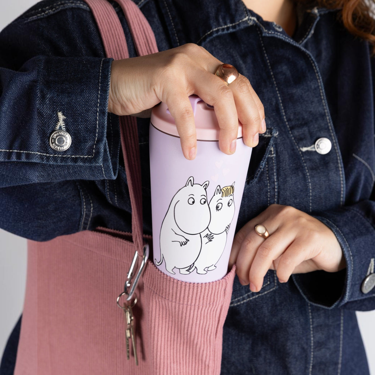 Nordicbuddies Mumins Thermobecher Mumin & Snorkfräulein verliebt Edelstahl 450 ml flieder - Ansicht 2