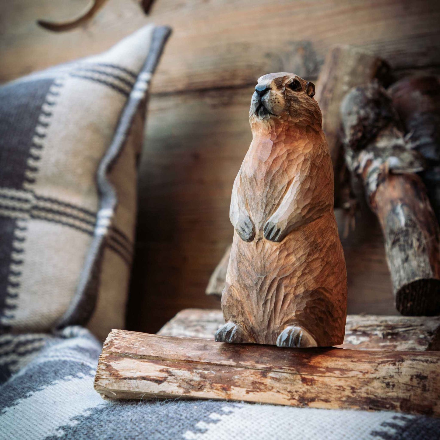 Wildlife Garden DecoAnimal Red Marmot hand-carved