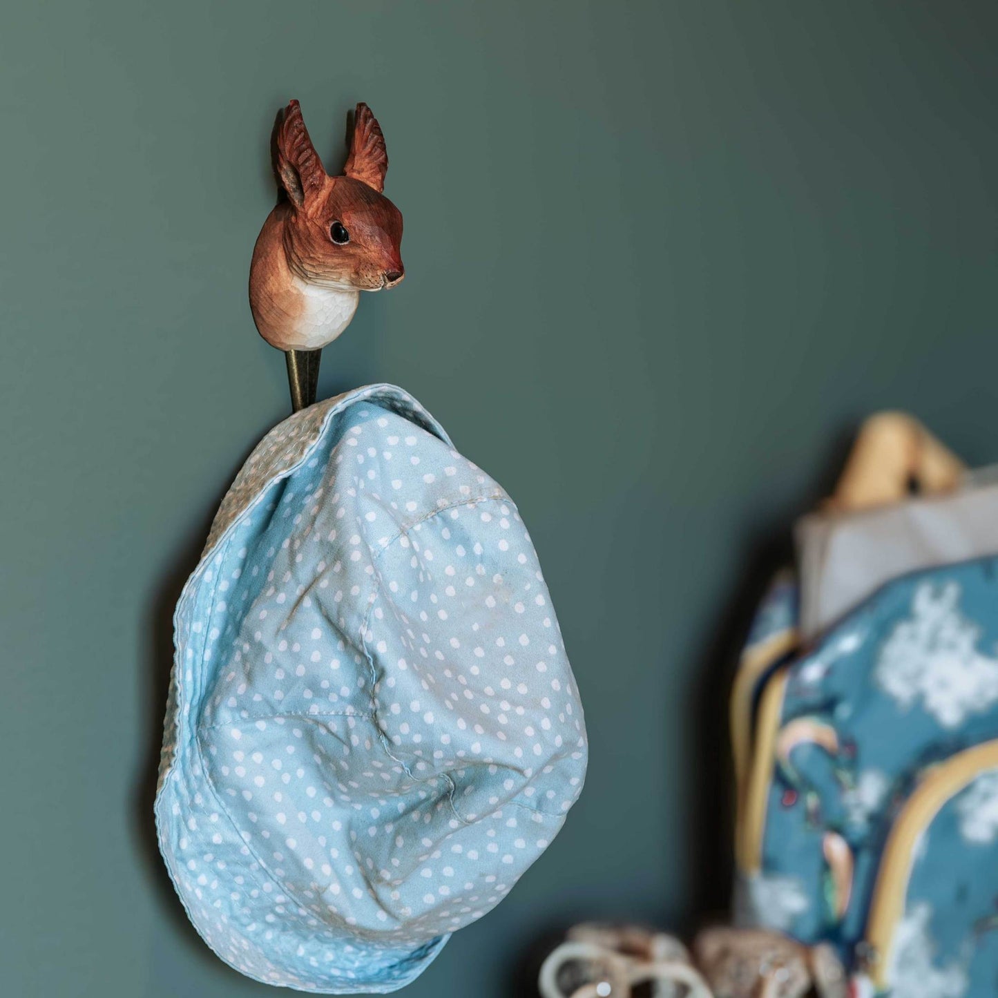 Wildlife Garden Decohook Wandhaken Eichhörnchen (handgeschnitzt)