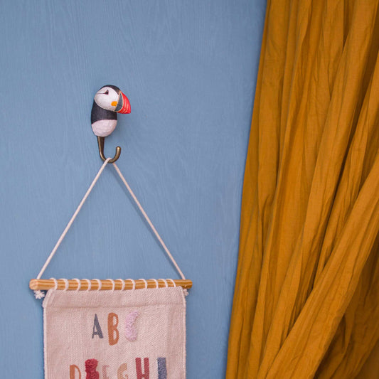 Wildlife Garden Decohook Puffin (hand-carved)