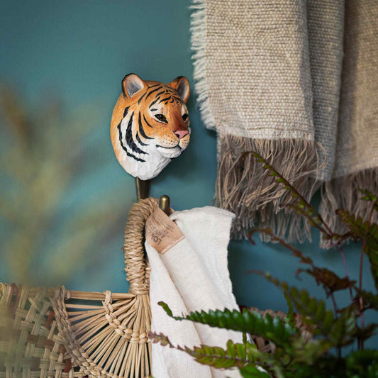 Wildlife Garden Decohook Wall Hook Tiger (hand-carved)