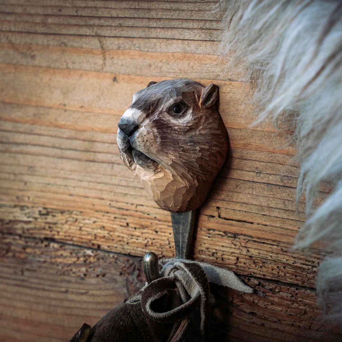 Wildlife Garden Decohook Wall Hook Marmot (hand-carved)