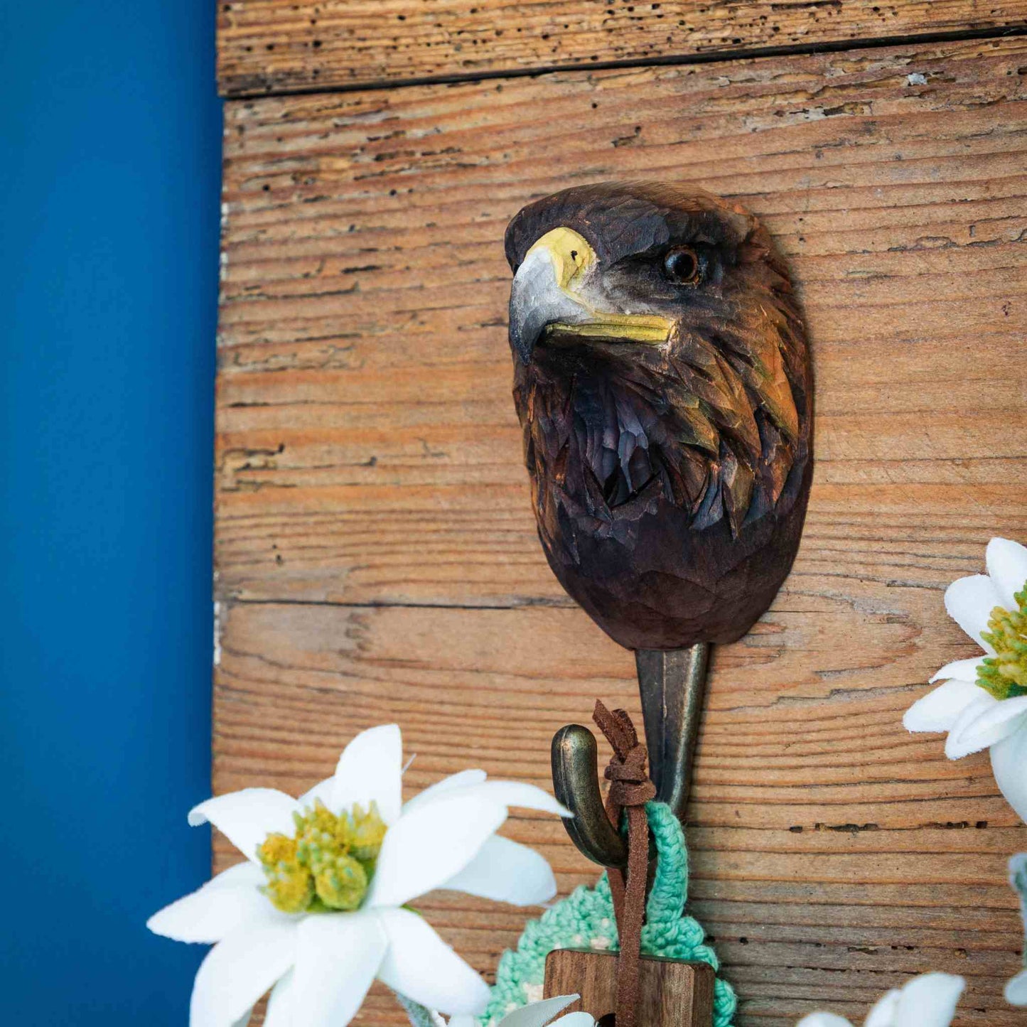 Wildlife Garden Decohook Wall Hook Golden Eagle (hand-carved)